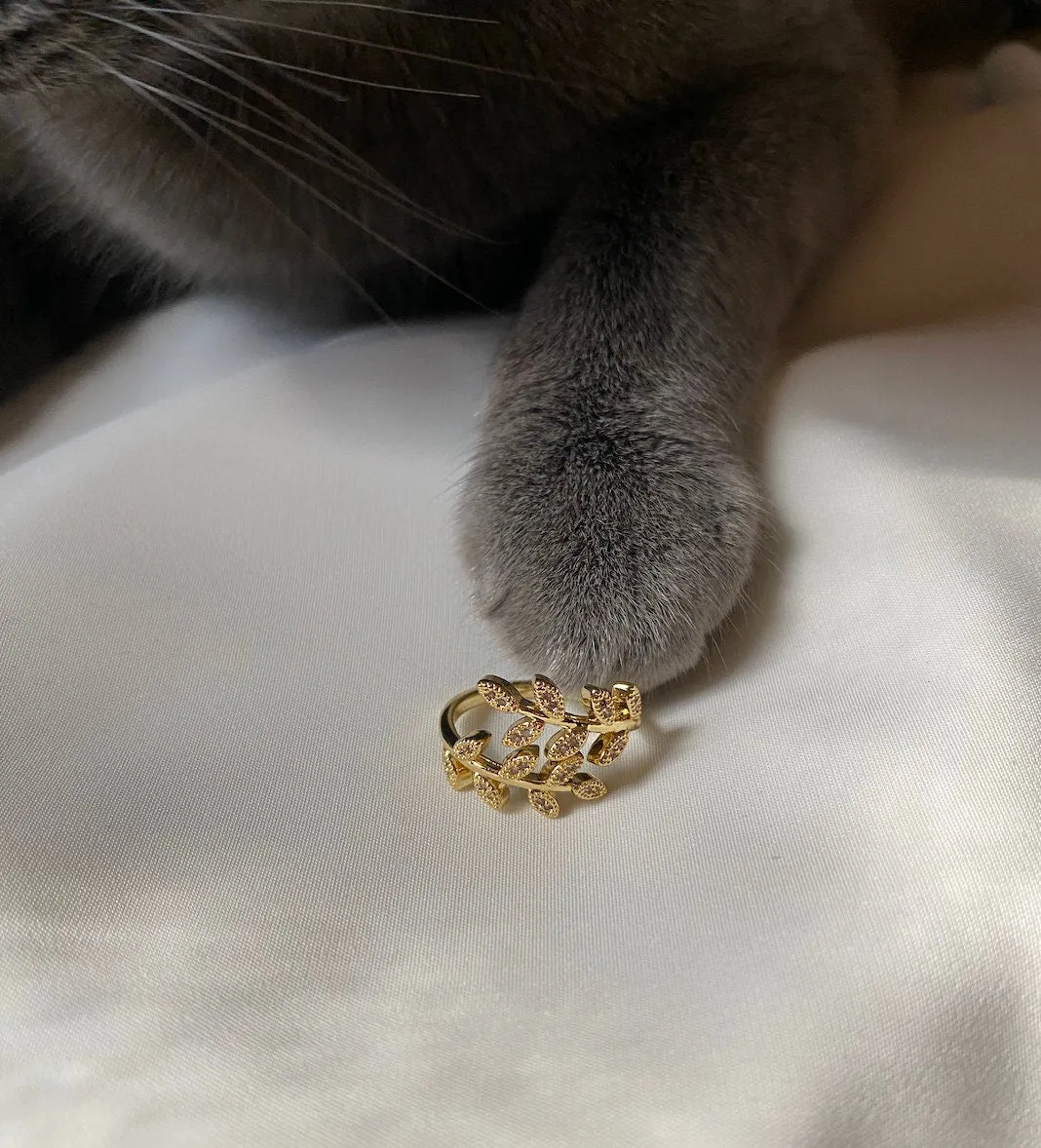 Leaf branches Ring