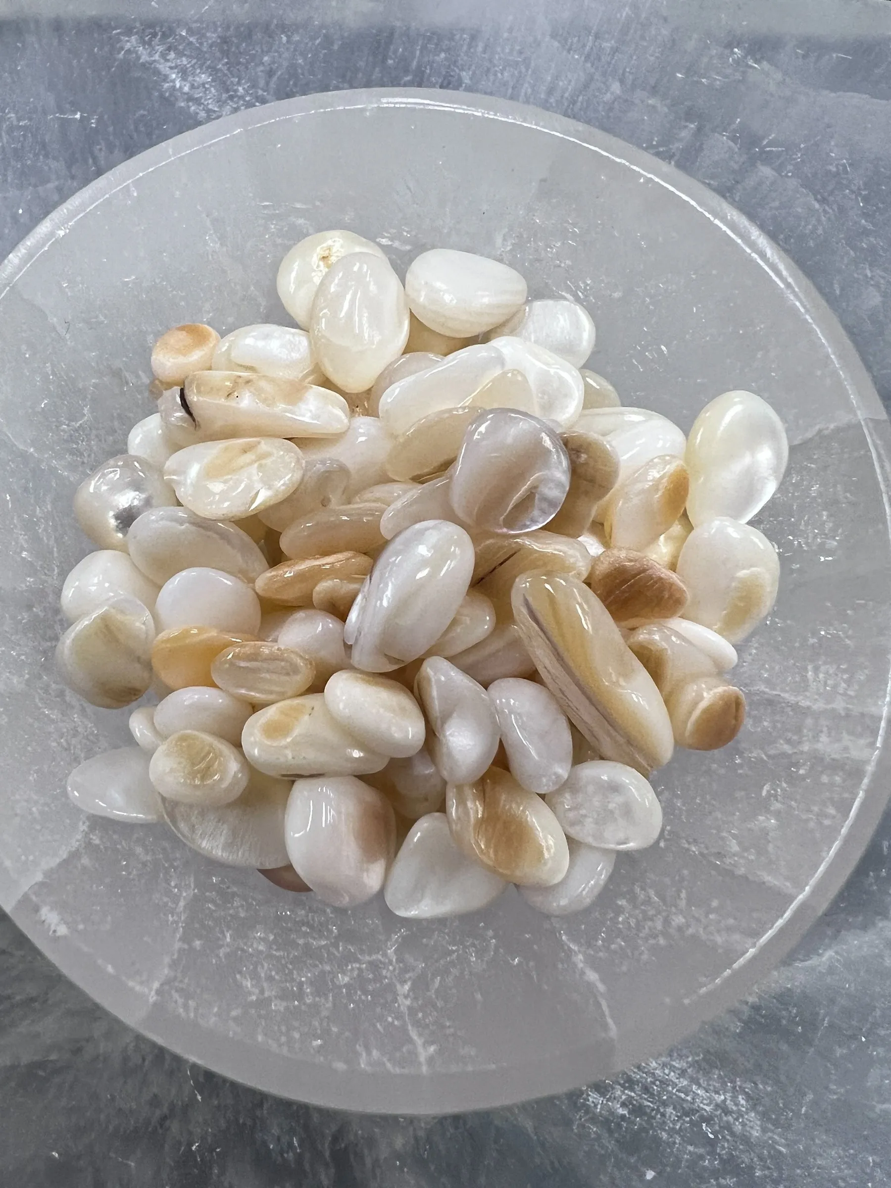 Mother of Pearl Gemstone Chips