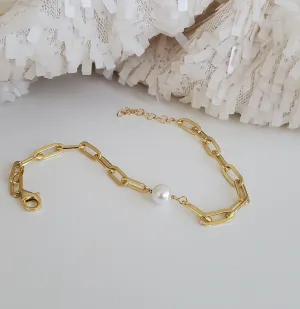 Paper Clip Pearl Bracelet