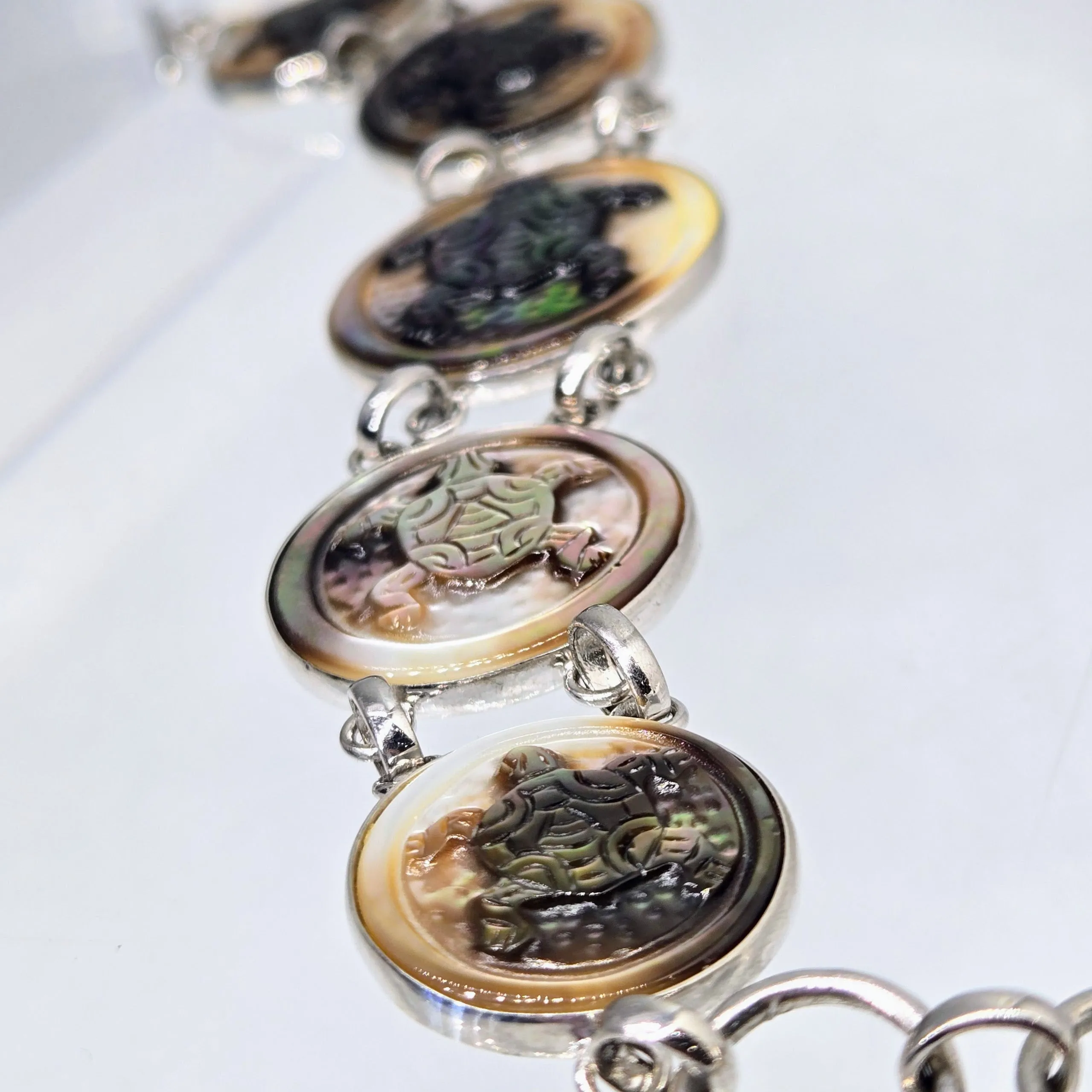 "Tahitian Tortuga" 6.5" - 7.5" Bracelet - Tahitian Mother Of Pearl, Anti-tarnish Sterling