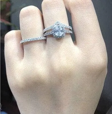 Round Diamond V Ring Band