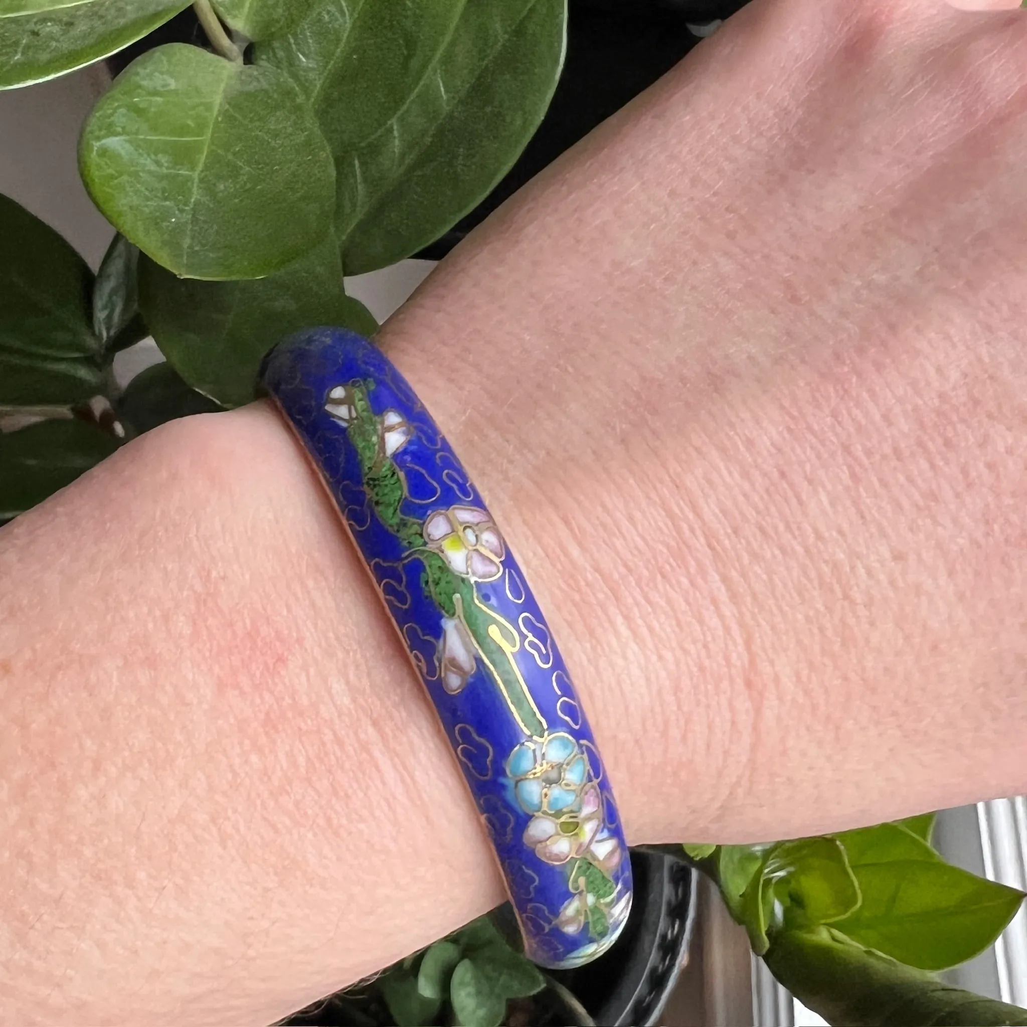Shades of Blue Cherry Blossom Cloisonné bangle