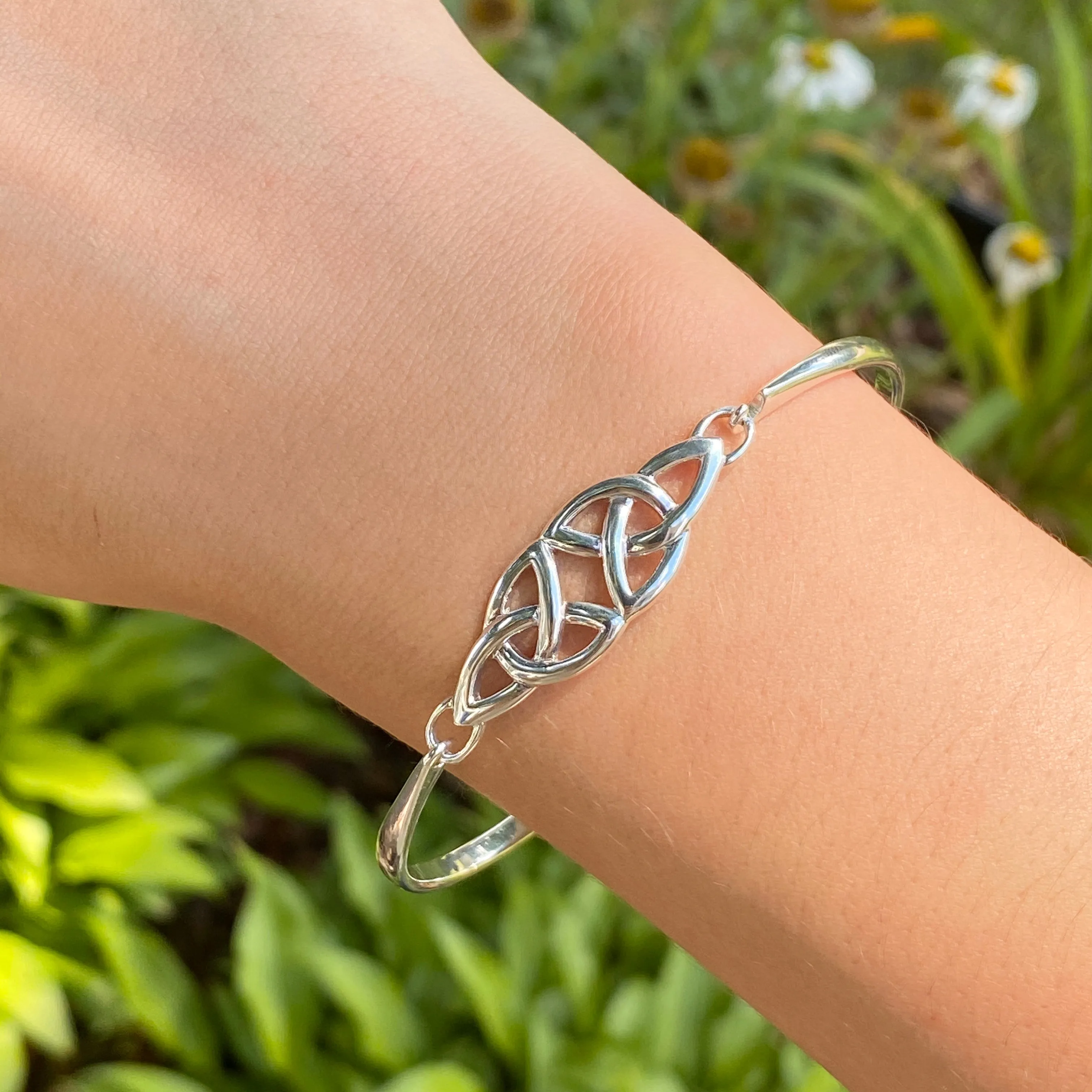 Sterling Silver Celtic Knot Thin Bangle Bracelet