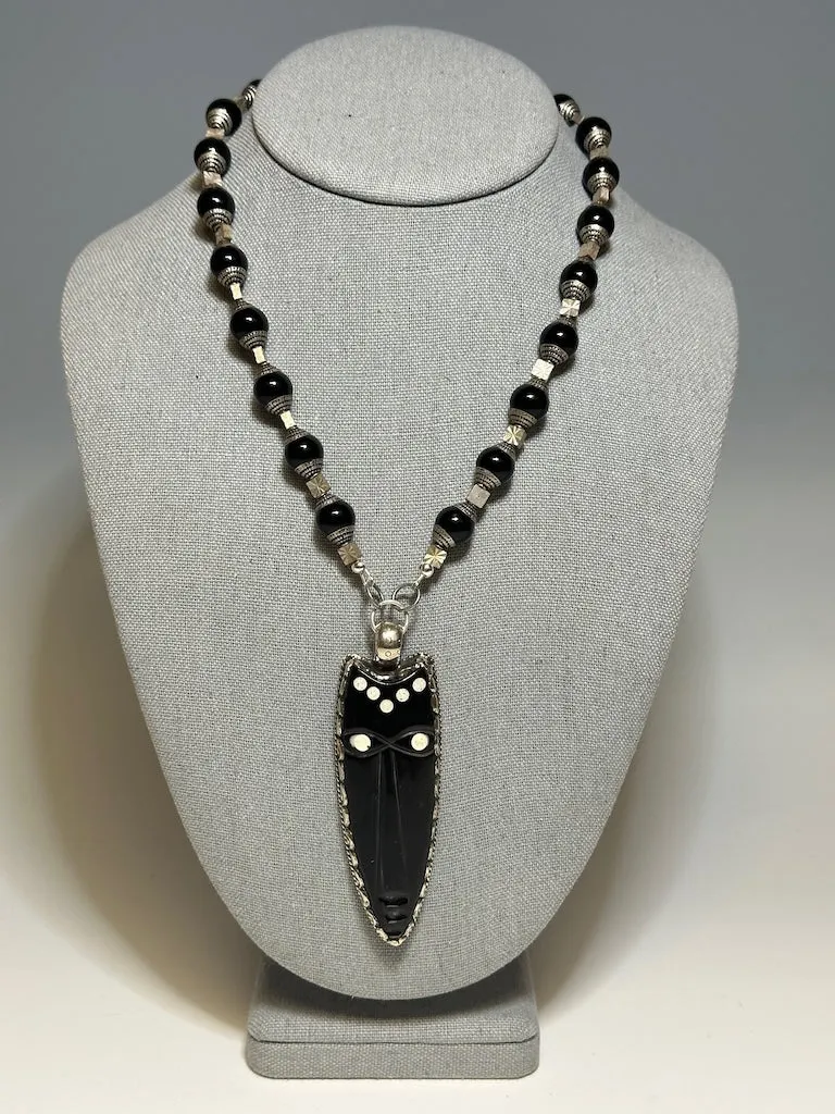 THAI SILVER TRIBAL HAND CARVED PENDANT NECKLACE WITH STERLING SILVER LCN642