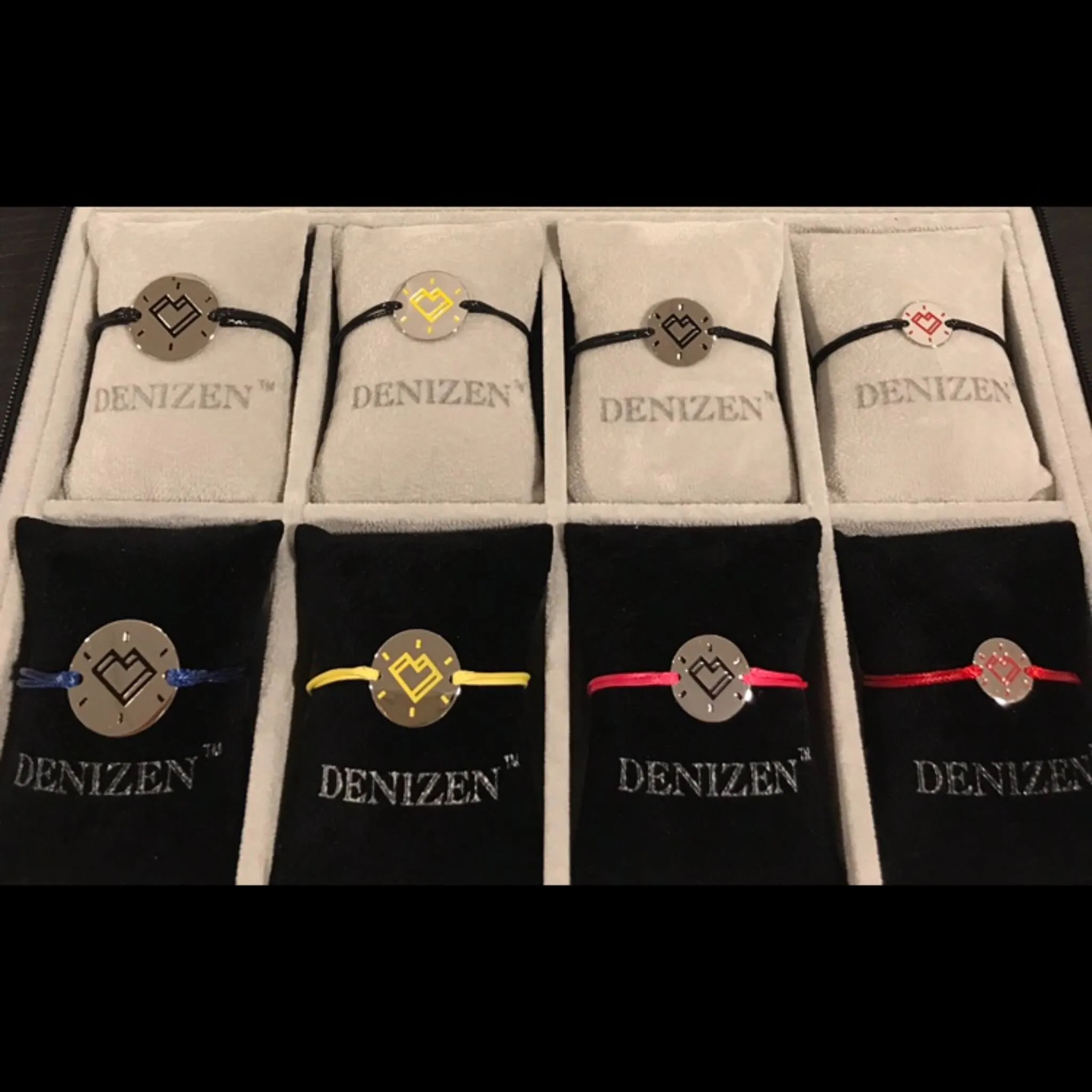 The French Girl Shining Heart bracelet