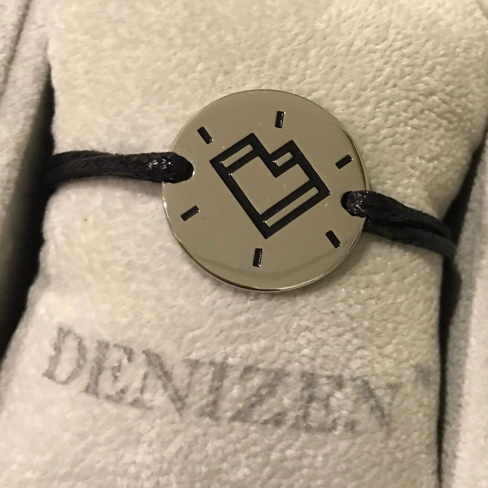 The French Girl Shining Heart bracelet