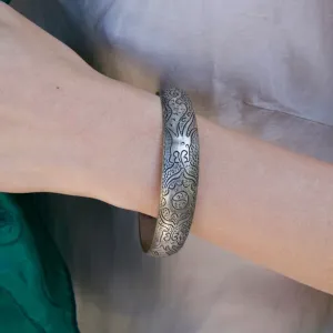 The Yin Bracelet