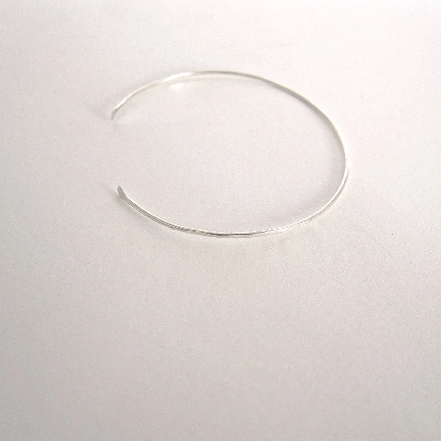 Thin 1.3mm Cuff Bracelet: Delicate and Elegant Jewelry for Any Occasion 0178