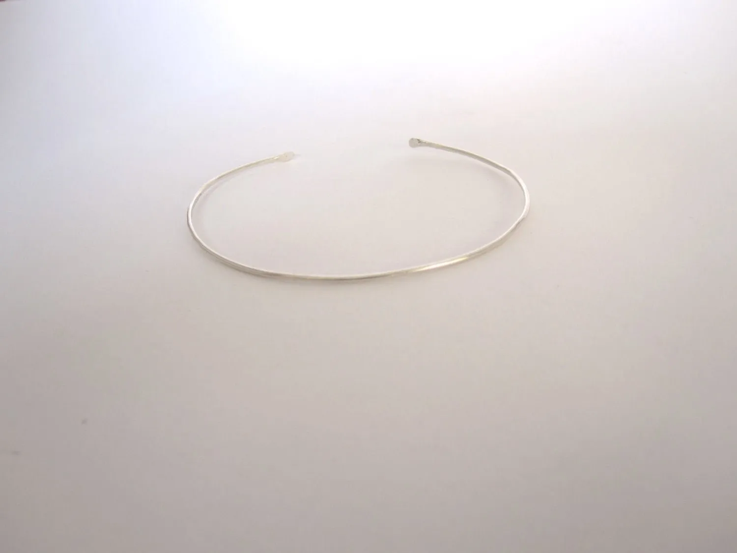 Thin 1.3mm Cuff Bracelet: Delicate and Elegant Jewelry for Any Occasion 0178