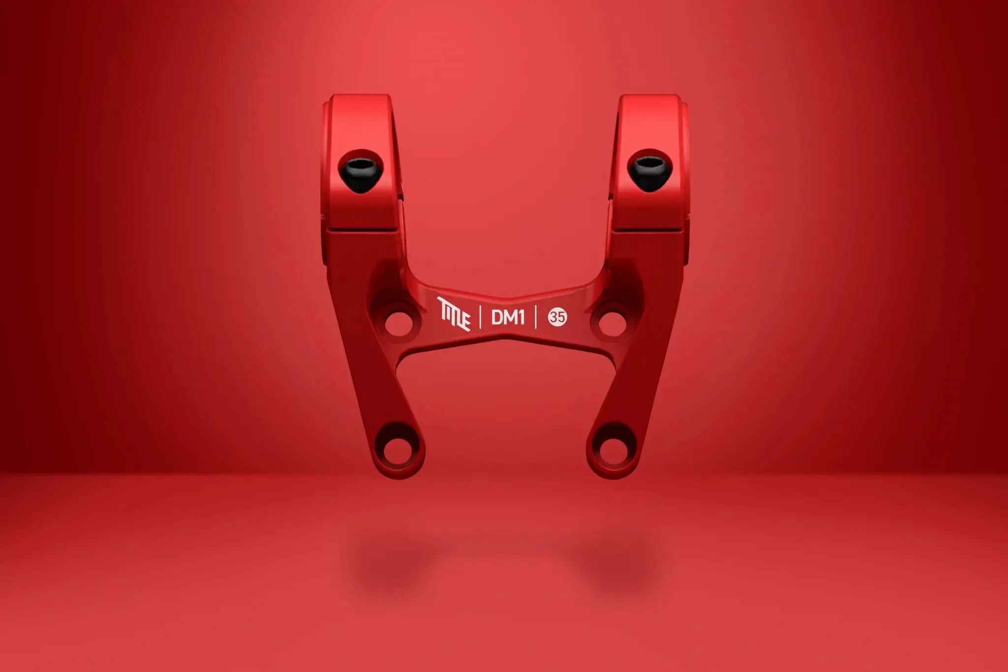 Title Tee Dh DM1 35 mm Roja
